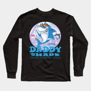 Cool Daddy Shark T-Shirt Gift Family Shark Father Gifts Long Sleeve T-Shirt